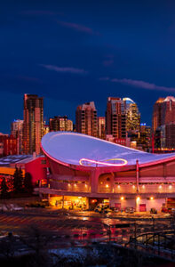 Downtown,Calgary,Skyline,Glowing,At,Night