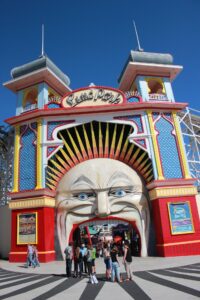 luna-park-282500_1920